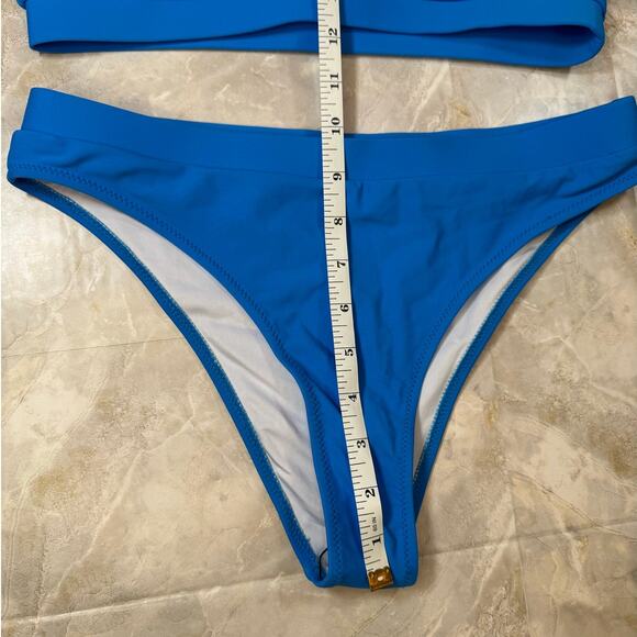 NWOT Bright Blue Scoop Neck Bikini Set – Medium | Sporty Two-Piece Swimsuit - Picture 7 of 8
